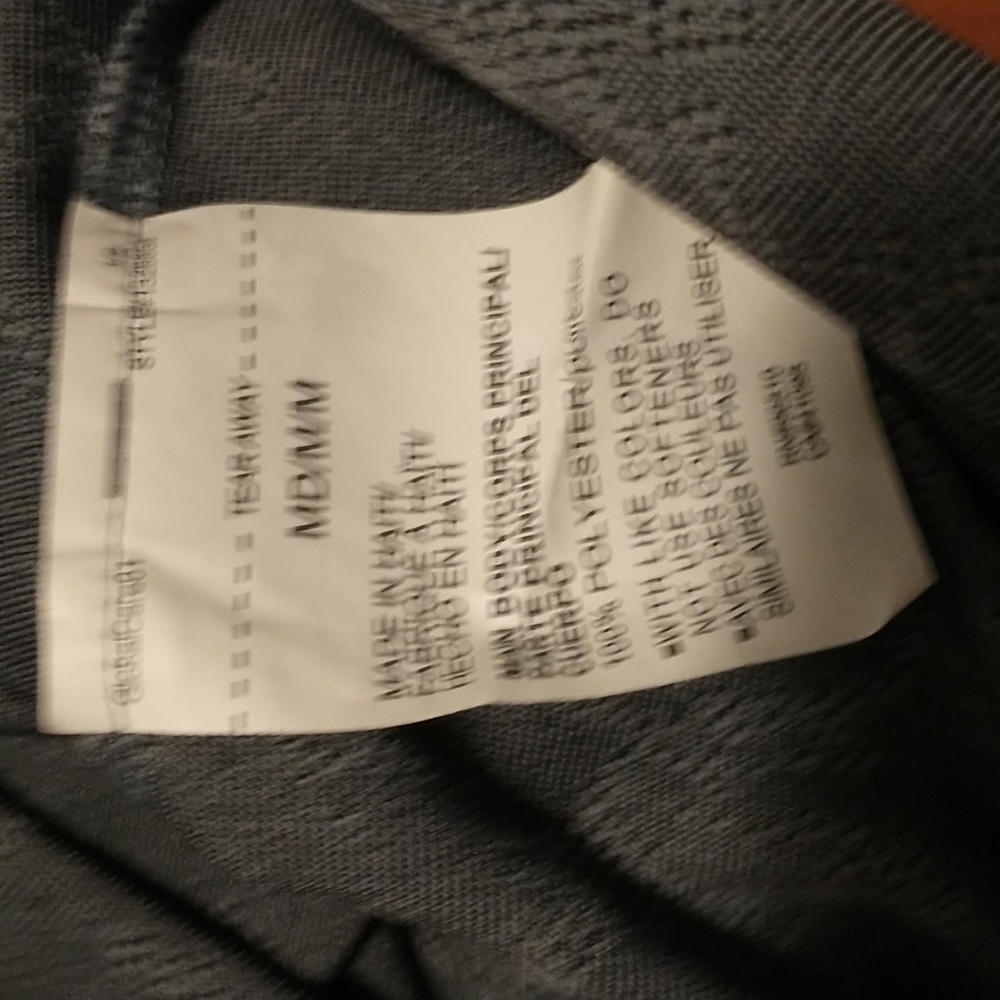 Under Armour women's size M short-sleeved heatgear shirt - Picture 9 of 9